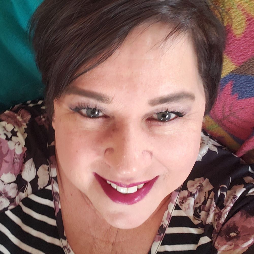 Meet your Posher, Paula